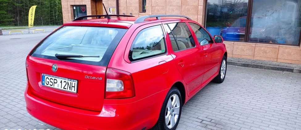 Skoda Octavia cena 23000 przebieg: 202169, rok produkcji 2012 z Gdynia małe 211